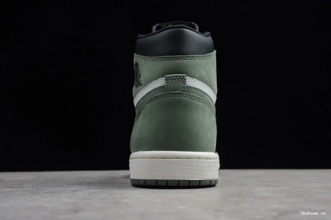 HIGH GREEN” 555088-135 OG RETRO JORDAN “CLAY 1 AIR 1213